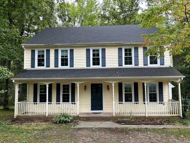 Foto del edificio - 660 Glenpark Ln