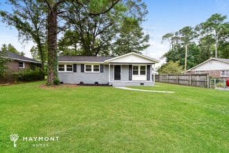 Building Photo - 533 Dawn Dr