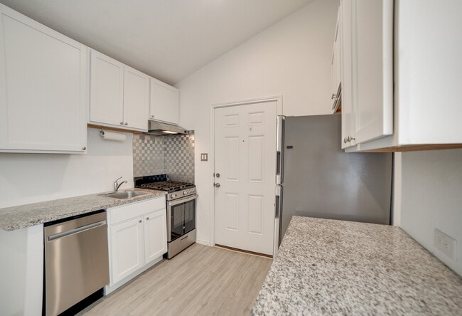 Photo - 4247 Thalweg Way House