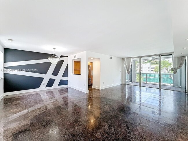 Foto del edificio - 3769 NE 209th Terrace