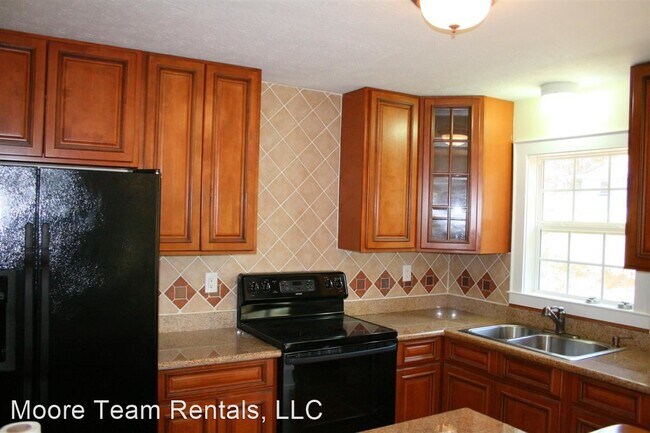 Foto del edificio - 231 Highland Lake Dr