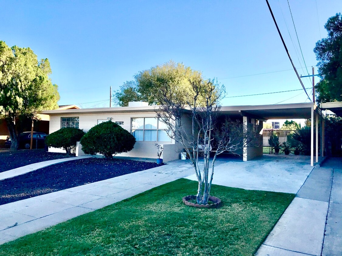 Primary Photo - 6338 St Lo Rd