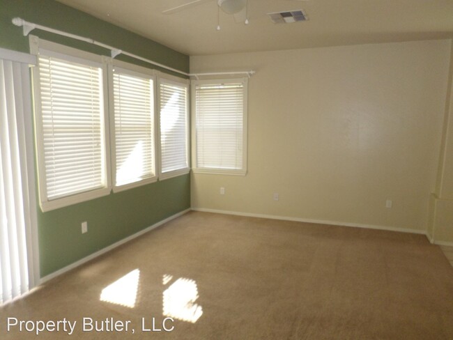 Building Photo - 3 br, 2.5 bath House - 2045 South 87th Place