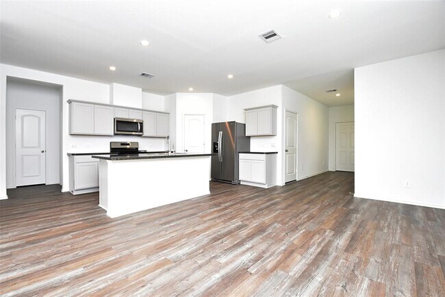 Foto del edificio - 24311 Saddlestone Green Dr
