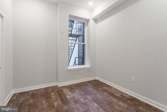 Building Photo - 1318 S Broad St