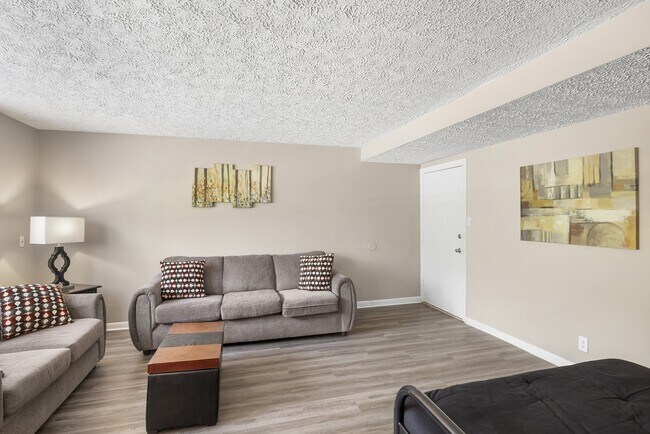 Foto del edificio - Greenway Apartments