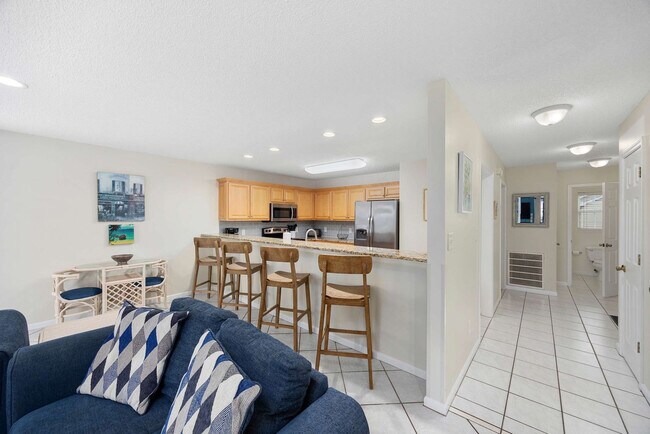 Building Photo - 111A S Yaupon Dr