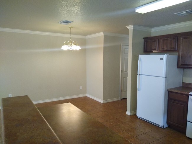 Foto del edificio - 3 br, 2.5 bath House - 11431 Creek Eagle