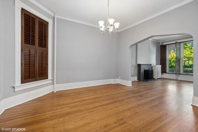 Building Photo - 1857 N Cleveland Ave