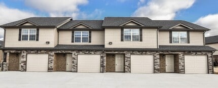 Building Photo - 125 Melbourne Dr