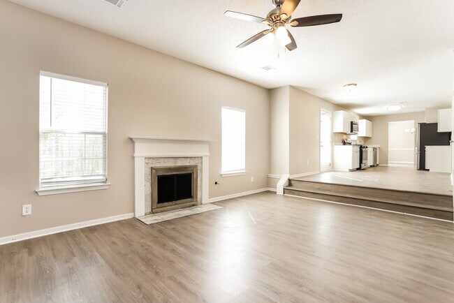 Foto del edificio - 2244 Waters Run