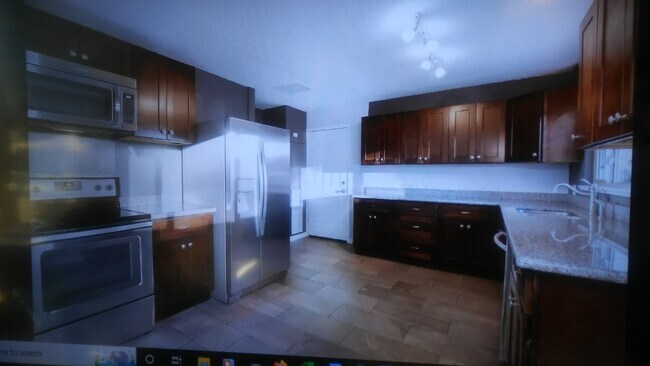 Foto del edificio - 2345 S Knox Ct