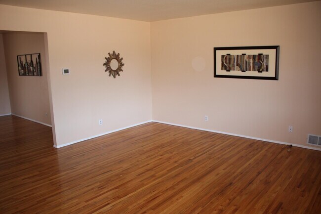 Foto del edificio - 3508 Piermont Dr NE