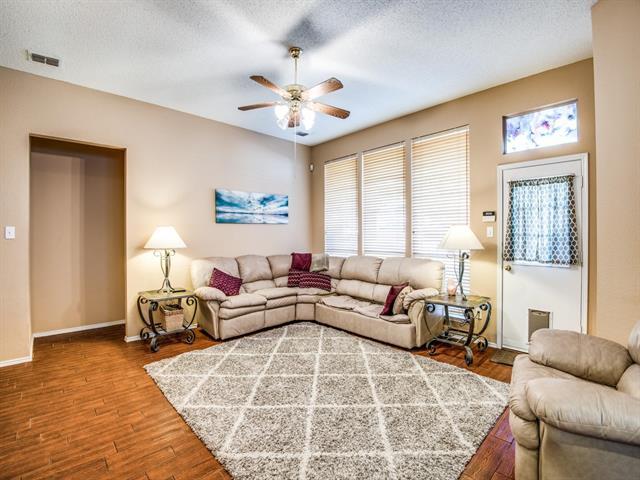 Building Photo - 8208 Steamers Ln