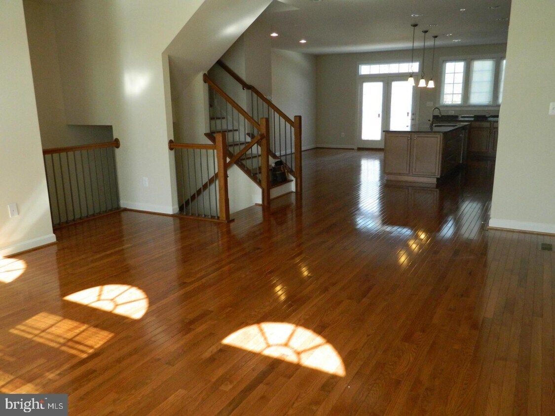Foto principal - 10123 Wootton Crest Way