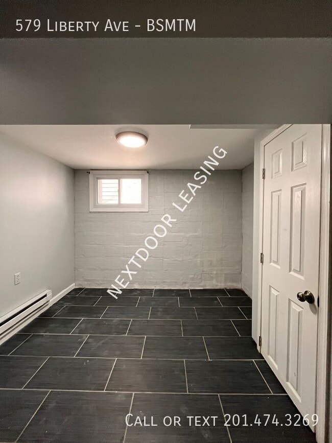 Foto del edificio - 579 Liberty Ave