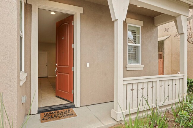 Foto del edificio - 3920 Purple Finch Ln