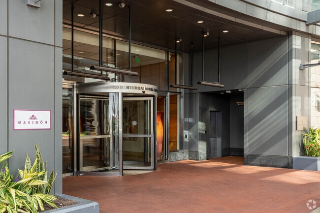 Building Photo - Four Seasons Residential Condos