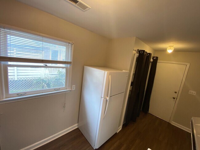 Foto del edificio - Duplex located in the Dilworth!