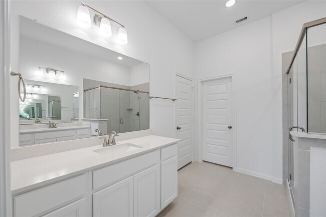 Foto del edificio - 7223 Blue Gentiana Ln