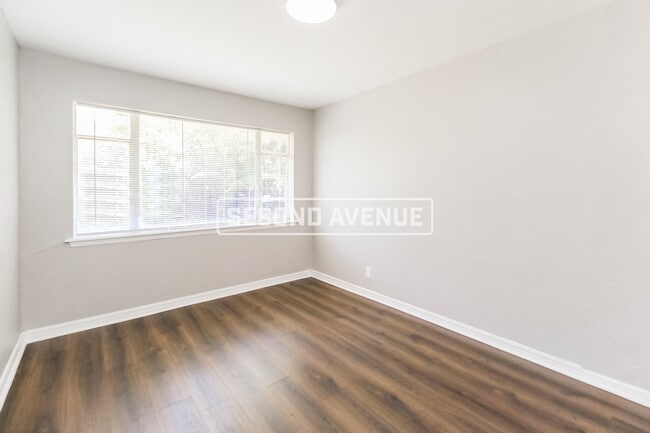 Foto del edificio - 320 NW 84th St