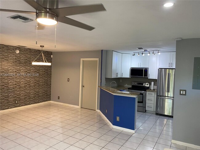 Building Photo - 16387 Water Way