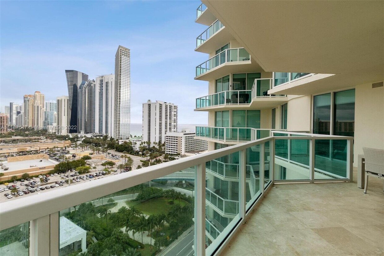150 Sunny Isles Blvd Unit 11703, Sunny Isles Beach, FL 33160 Condo