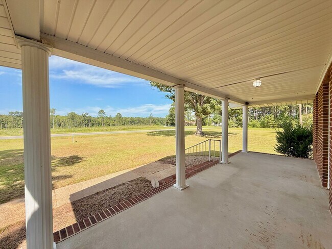 Foto del edificio - 240 Myrick Estates Rd