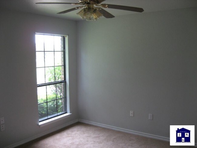 Building Photo - 206 Texas Street, Copperas Cove, Texas 76522