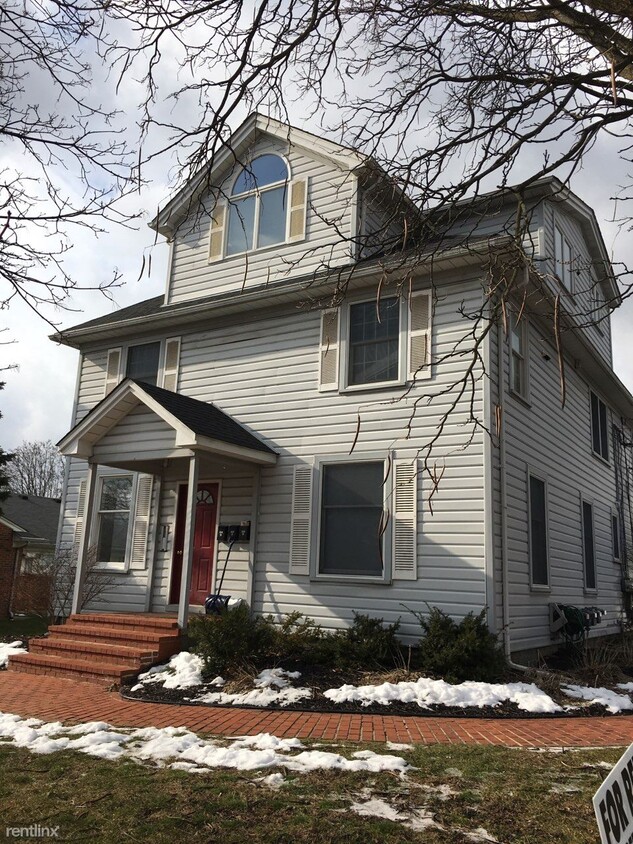 Primary Photo - 315 N Mill St