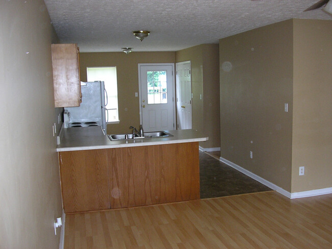 Building Photo - 126 Witherspoon