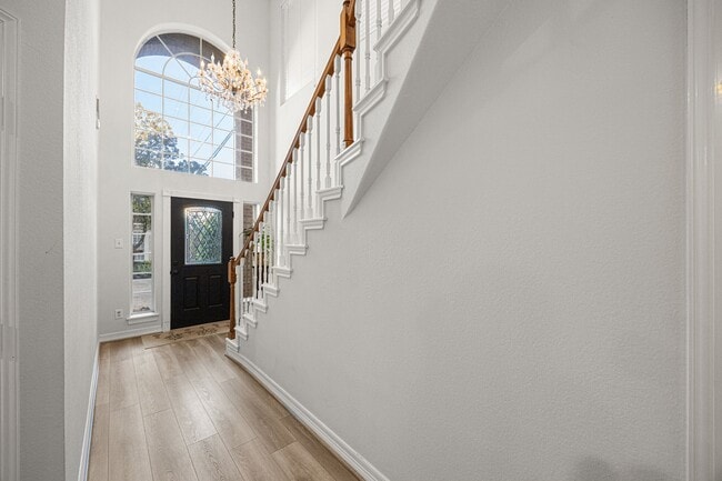 Building Photo - 4757 W Alabama St