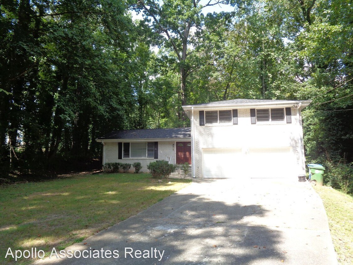Primary Photo - 4 br, 2.5 bath House - 2421 Poole Rd.