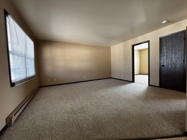 Sala de estar - 3205 Seymour Rd