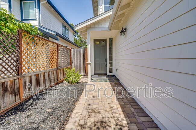 Foto del edificio - 116 College Ave
