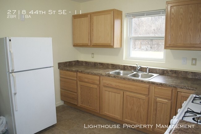 Foto del edificio - 2718 44th St SE