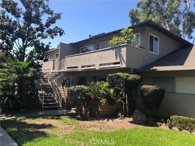 Primary Photo - 226 E Palmdale Ave