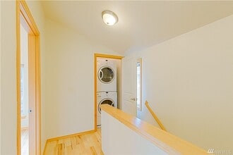 Building Photo - 7953 9th Ave SW