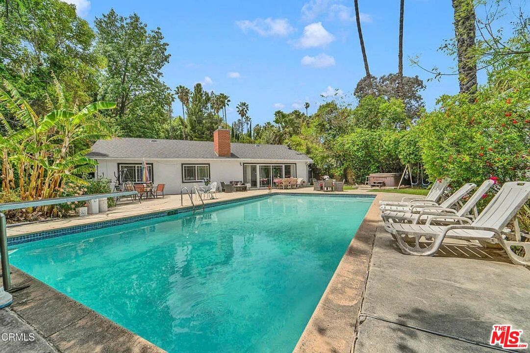 Foto principal - 5604 Valley Circle Blvd