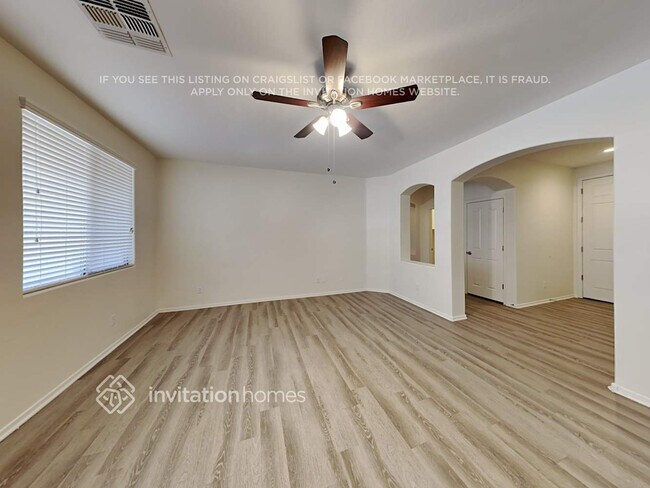 Foto del edificio - 16868 W Ironwood St