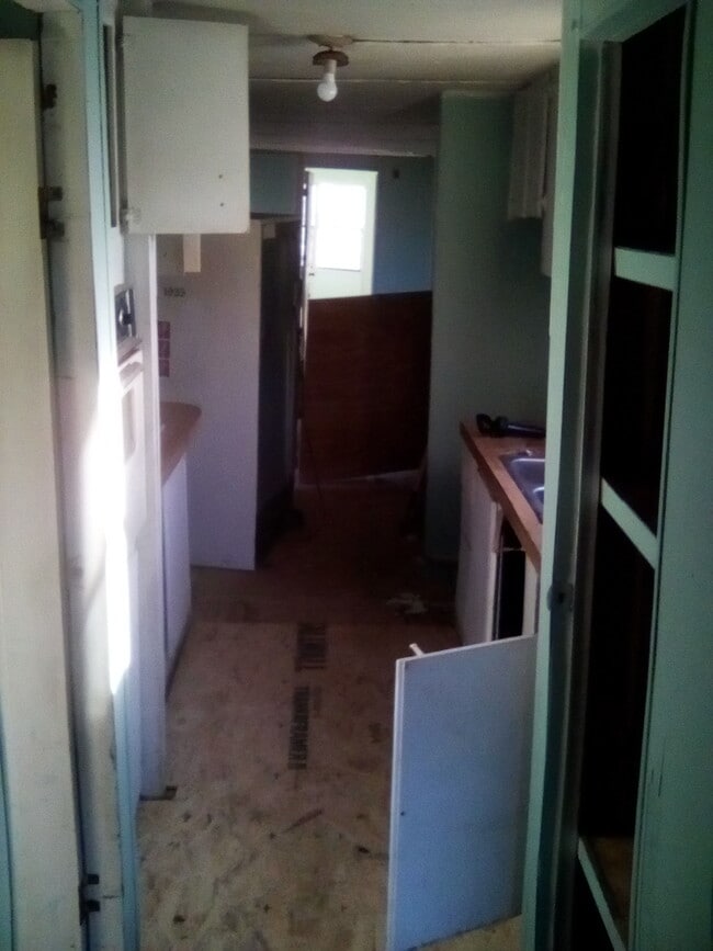 Building Photo - 1020 Cain Acres Rd