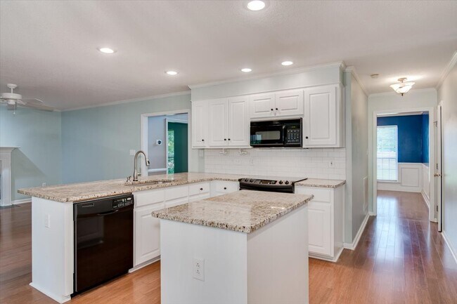 Building Photo - 3909 Beaver Brook Dr