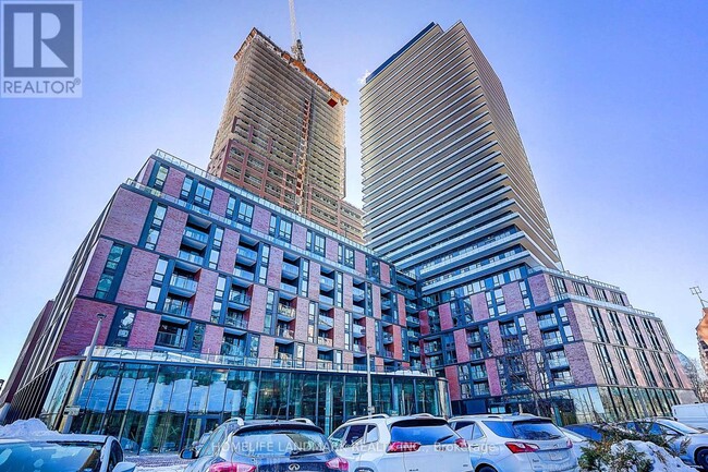 Building Photo - 35 Parliament St