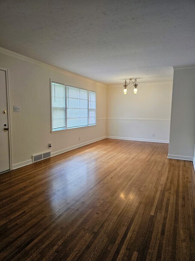 Foto del edificio - 4762 Verne Rd