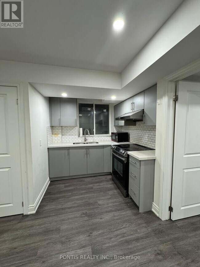 Photo du bâtiment - 25 Banner Elk St