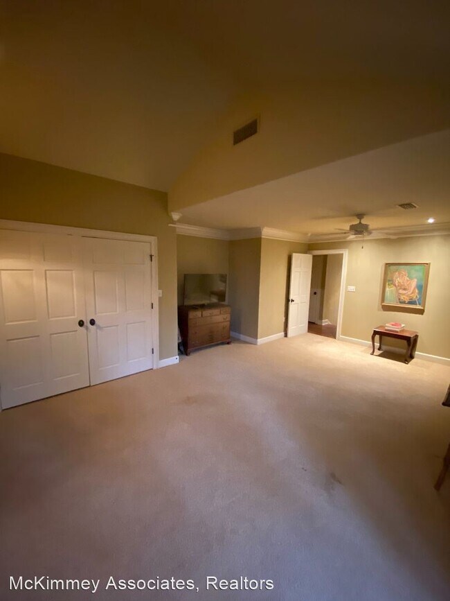 Building Photo - 3 br, 4 bath House - 10400 Cantrell Road