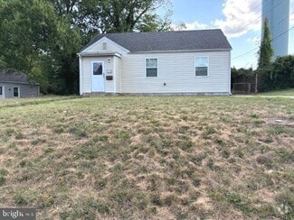 Building Photo - 7445 Patterson Rd