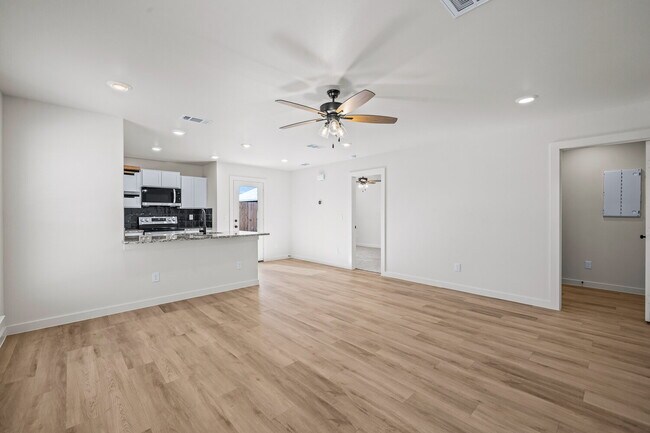 Foto del edificio - Charming Cottage in Frenship ISD!