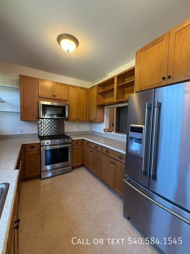 Foto del edificio - 1901 Avon Rd SW