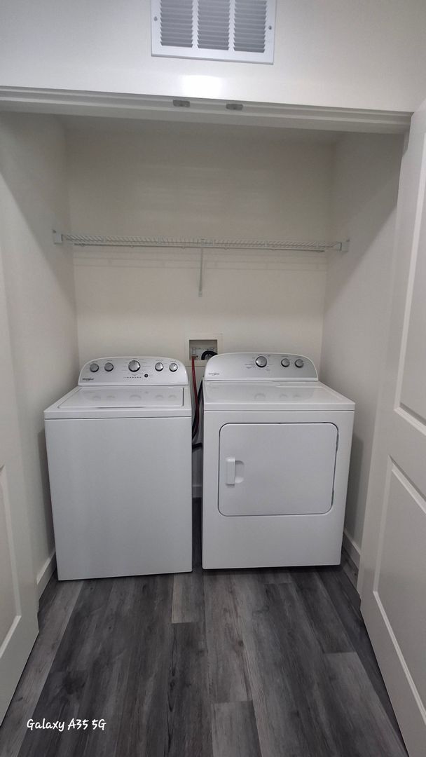 Foto del edificio - 2 Bedroom 2 Bath • AVAILABLE NOW • NEW CONSTRUCTION!